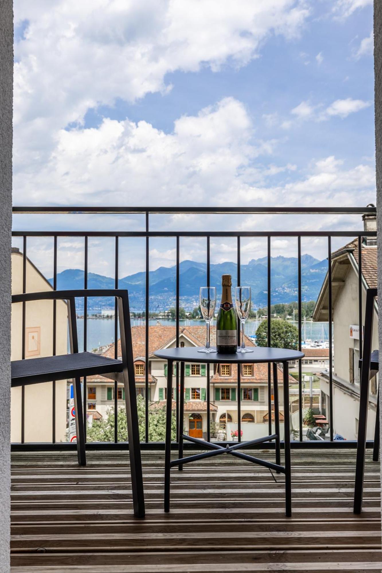 Aloha Chambres Port-Valais エクステリア 写真